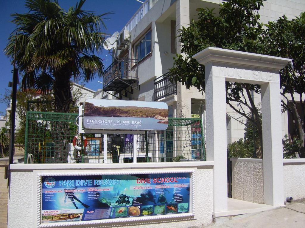 Apartments Villa More Makarska Bagian luar foto